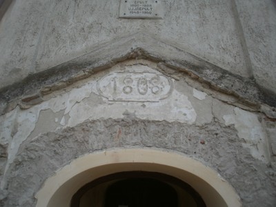 Előkerült régi felirat a templom homlokzatán